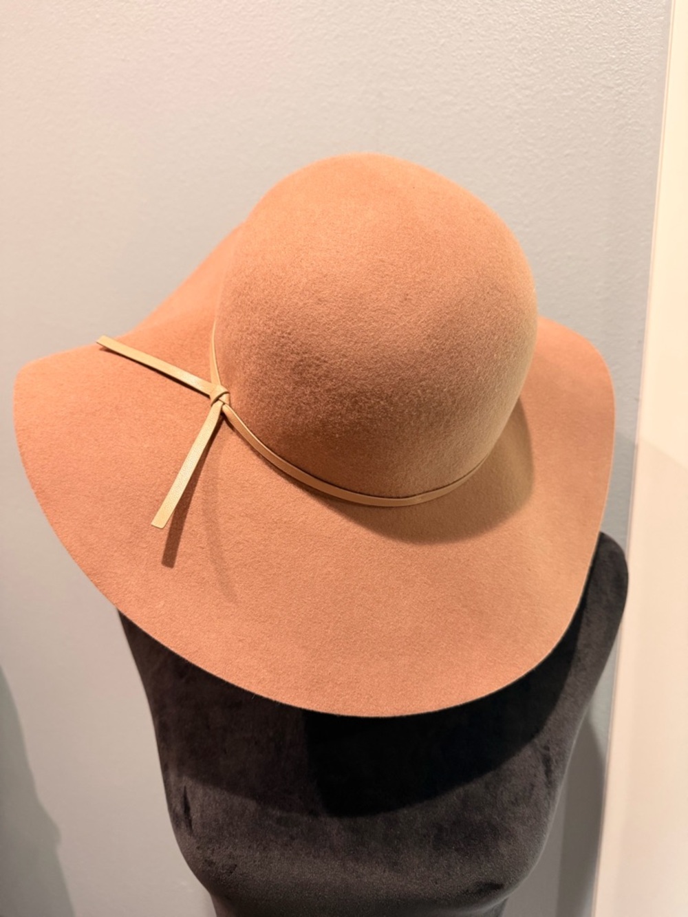 a new day tan 100% wool Wide-Brim Floppy Hat with Slim Band